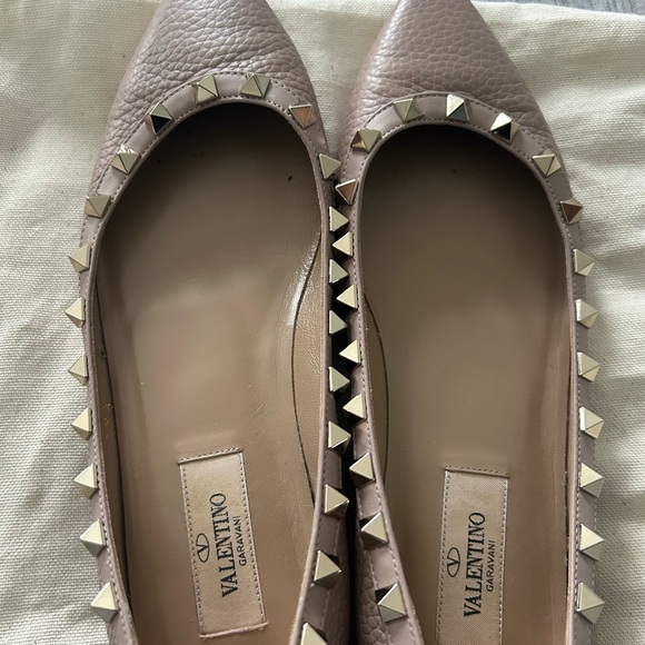 Valentino Garavani Rockstud Leather Flats - Picture 2 of 7
